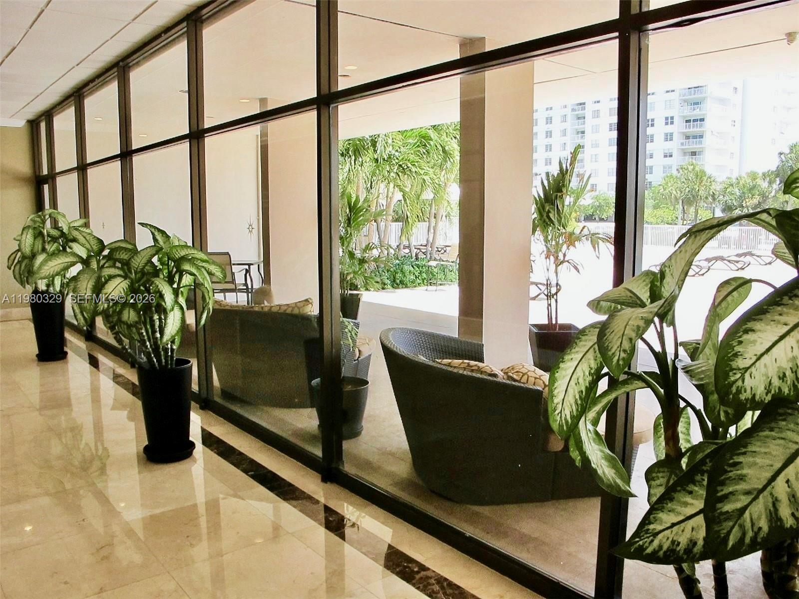 400 Kings Pt Dr #812 Sunny Isles Beach, FL 33160