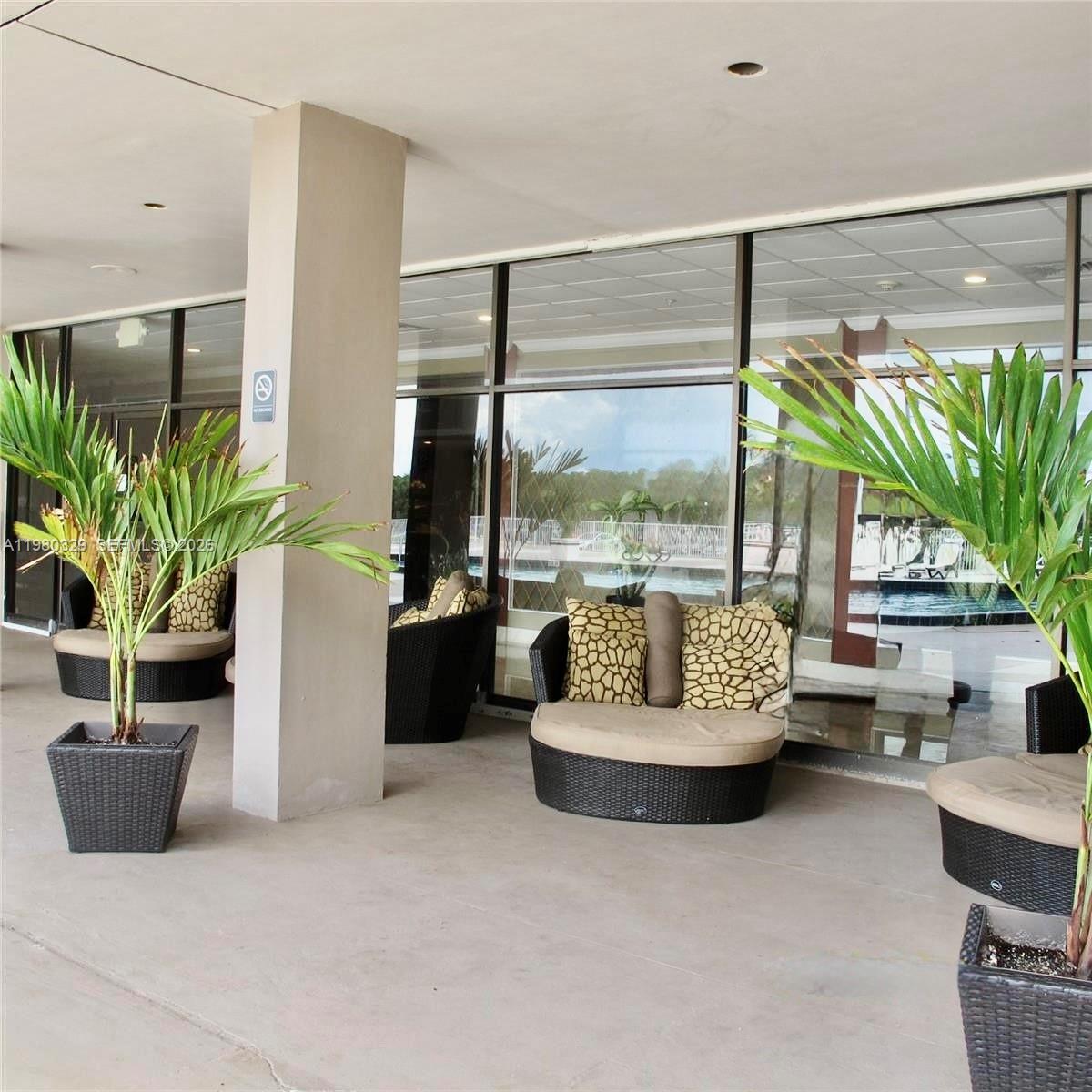 400 Kings Pt Dr #812 Sunny Isles Beach, FL 33160