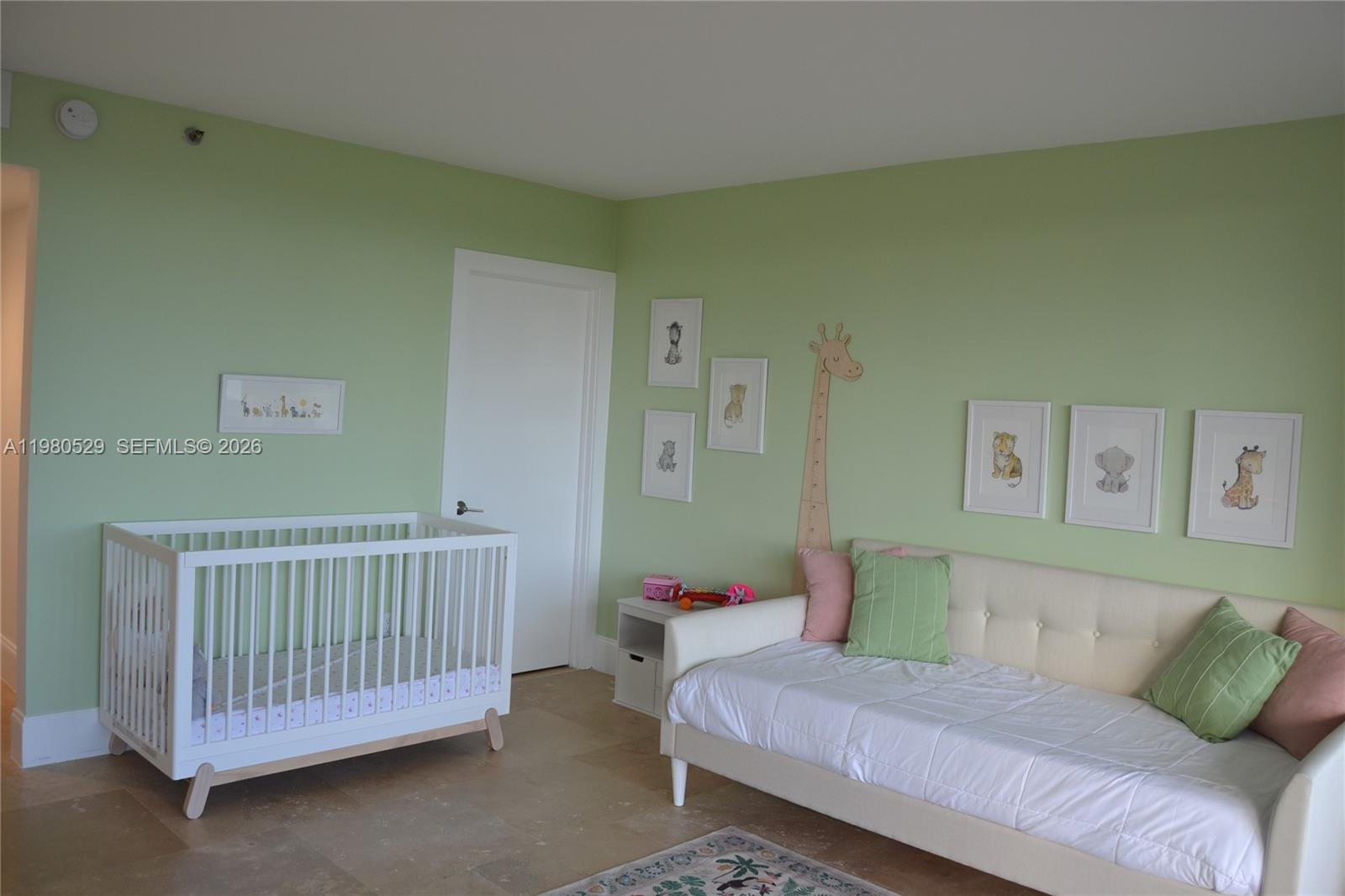 11113 Biscayne Blvd #351 Miami, FL 33181