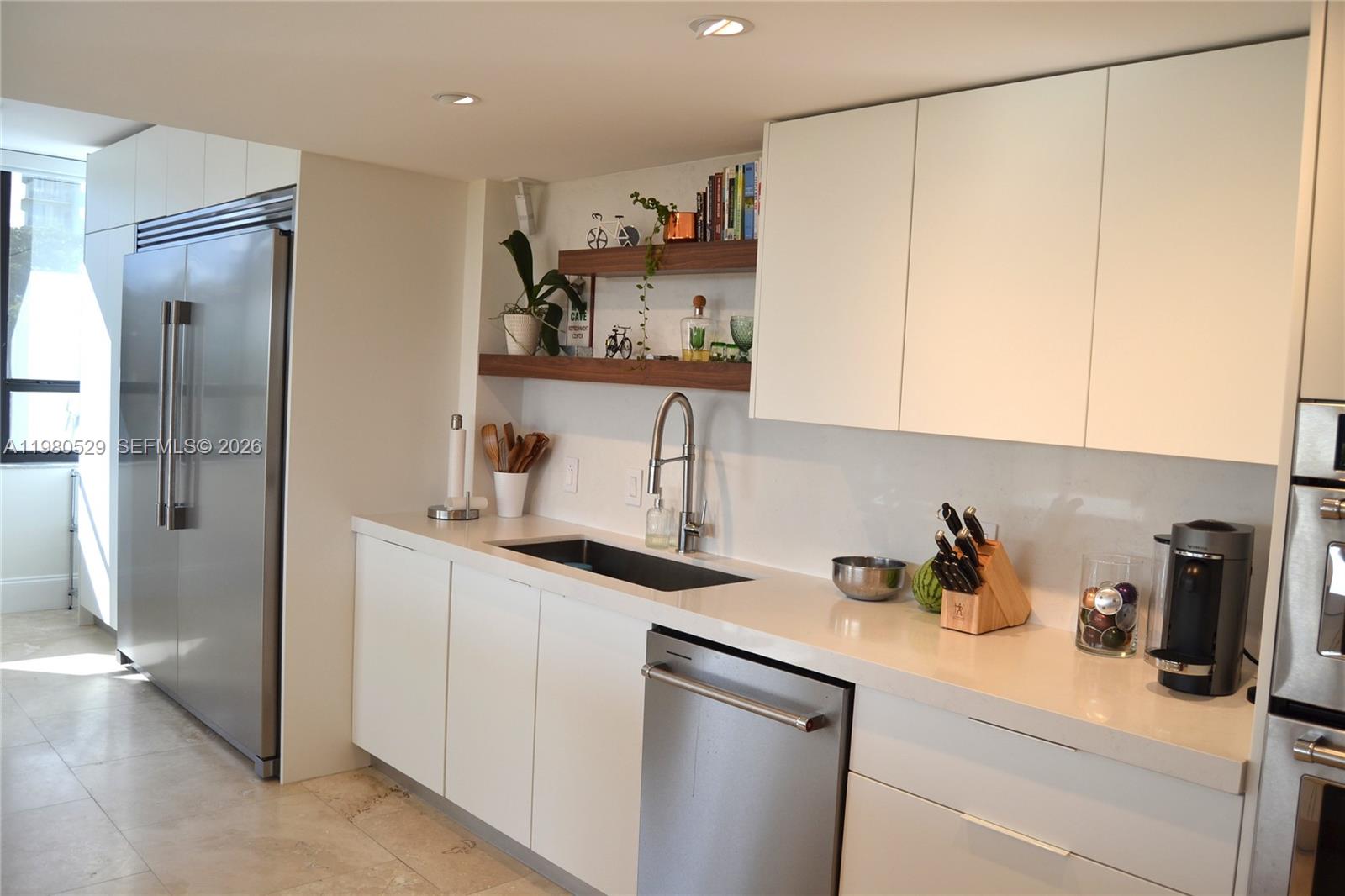 11113 Biscayne Blvd #351 Miami, FL 33181