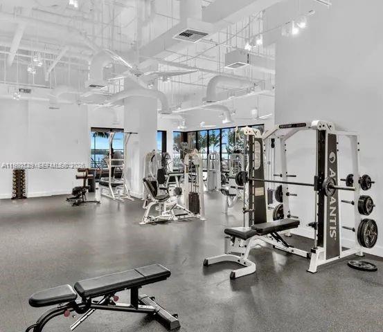 11113 Biscayne Blvd #351 Miami, FL 33181