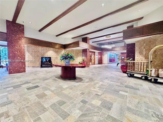 11113 Biscayne Blvd #351 Miami, FL 33181