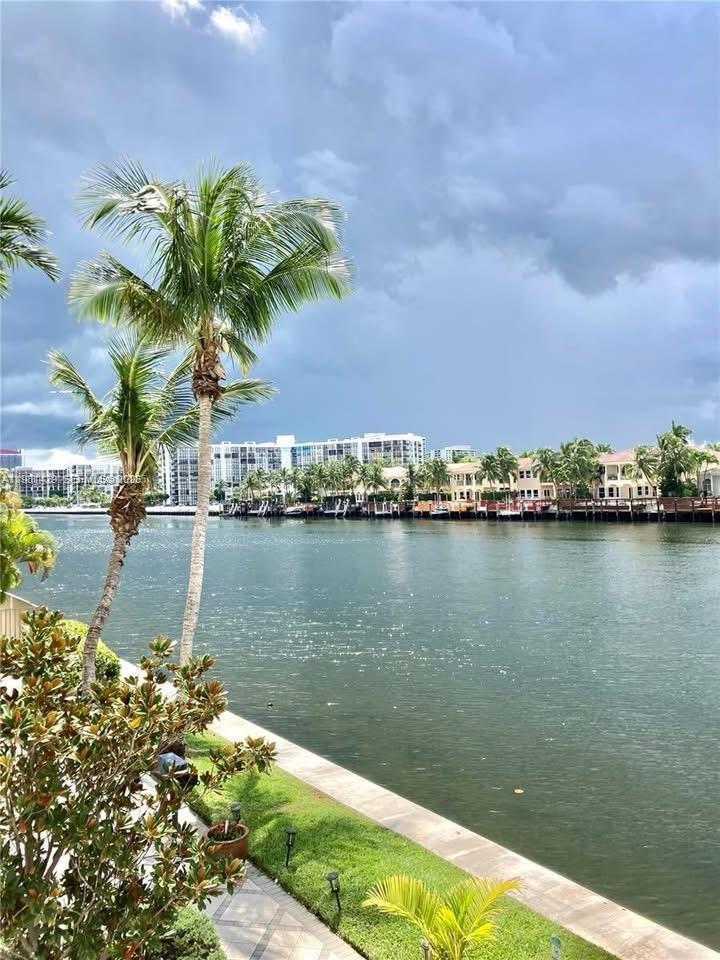 2200 S Ocean Dr #N202 Hollywood, FL 33019