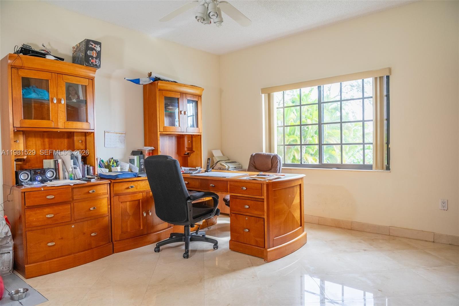 4655 SW 89th Ave Miami, FL 33165