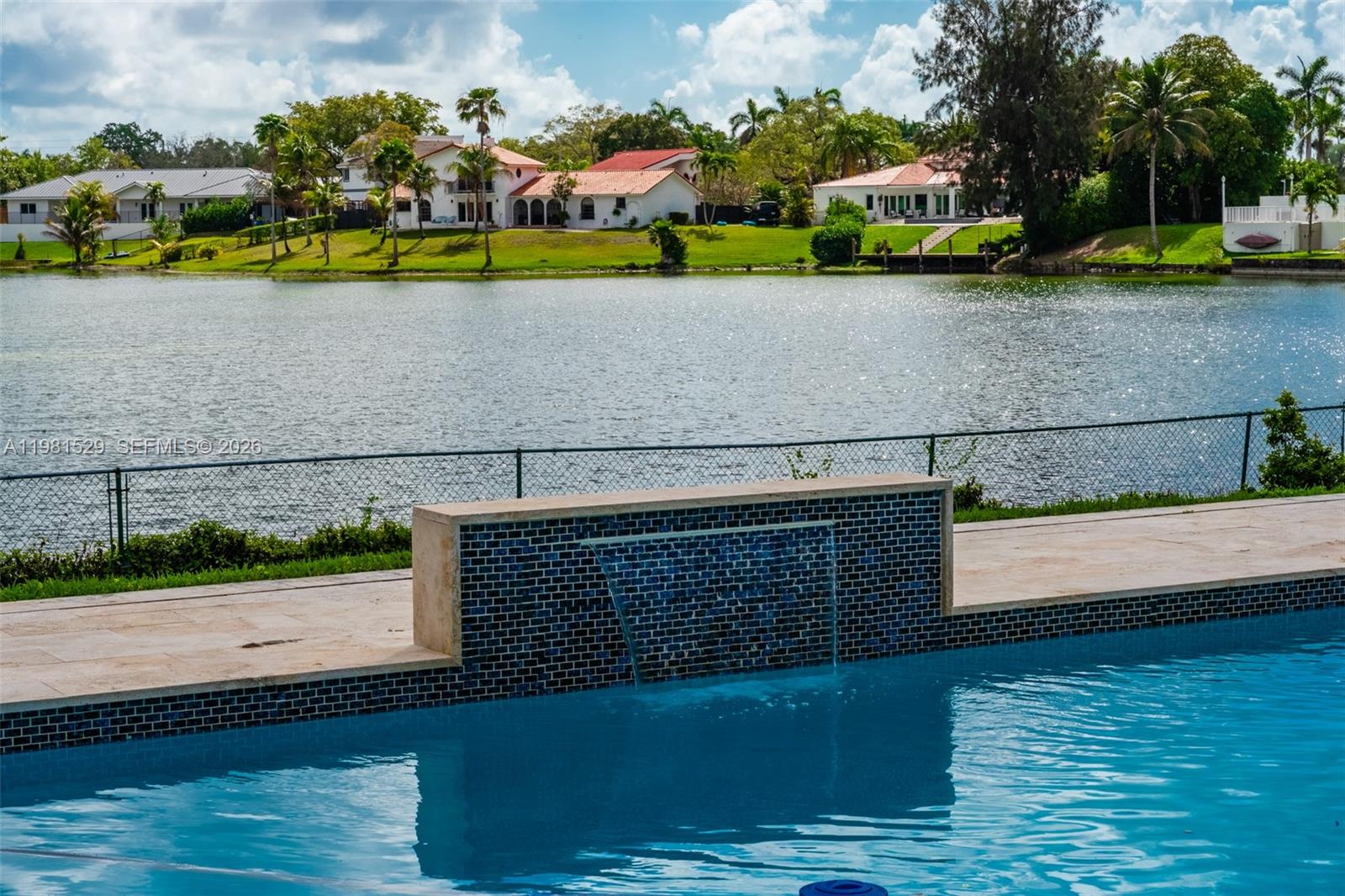 4655 SW 89th Ave Miami, FL 33165