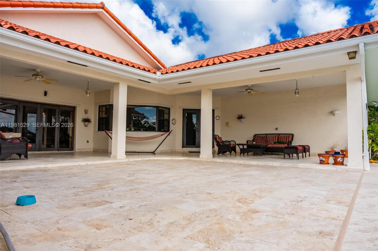 4655 SW 89th Ave Miami, FL 33165