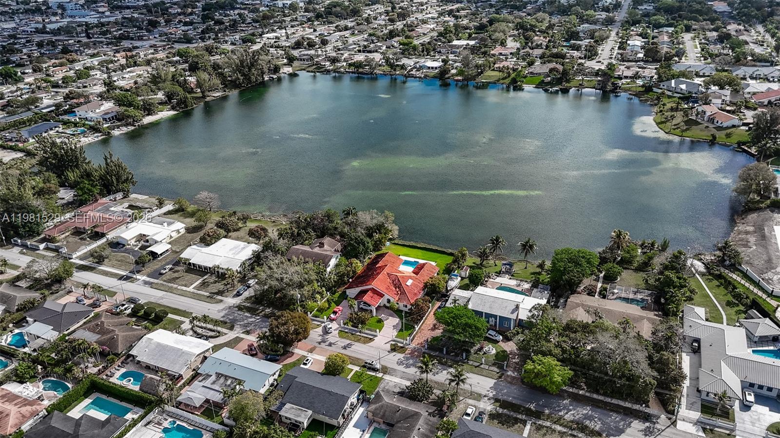 4655 SW 89th Ave Miami, FL 33165