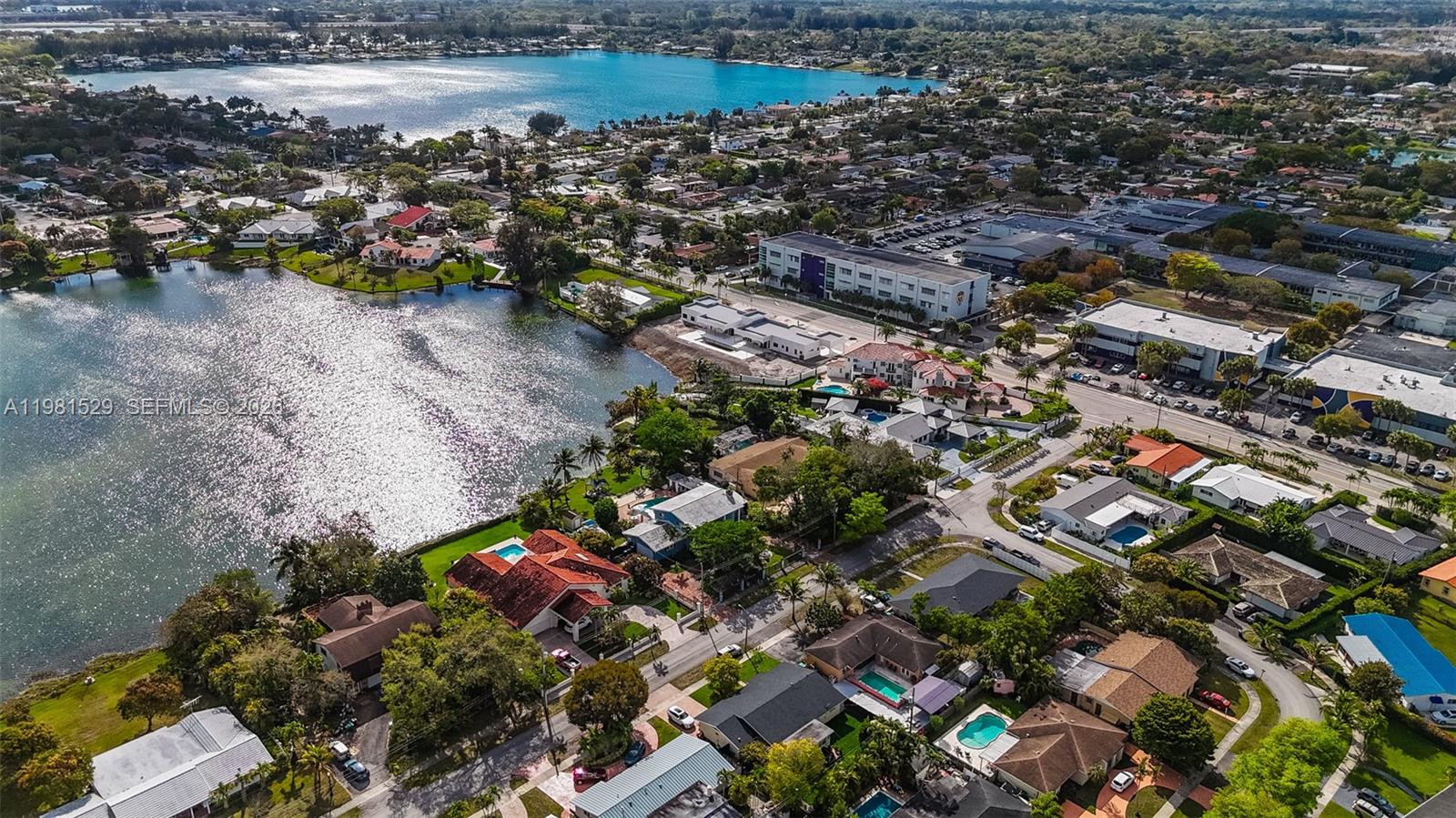 4655 SW 89th Ave Miami, FL 33165