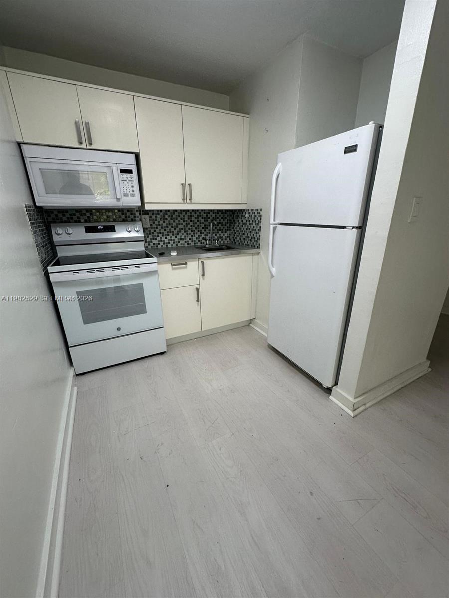 2025 Miami Rd #8B Fort Lauderdale, FL 33316