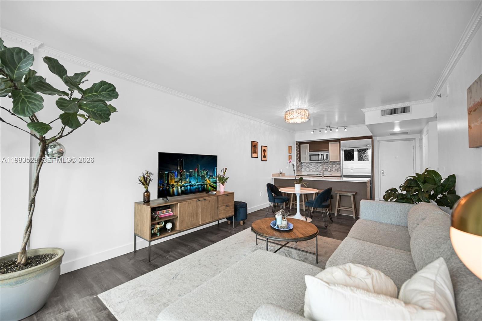 image 500 Brickell West2