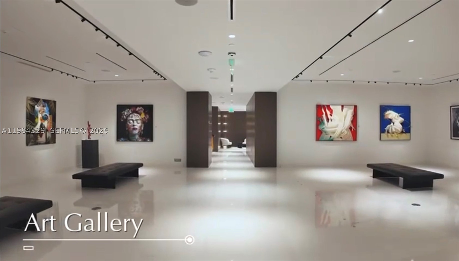 image Aston Martin Residences103