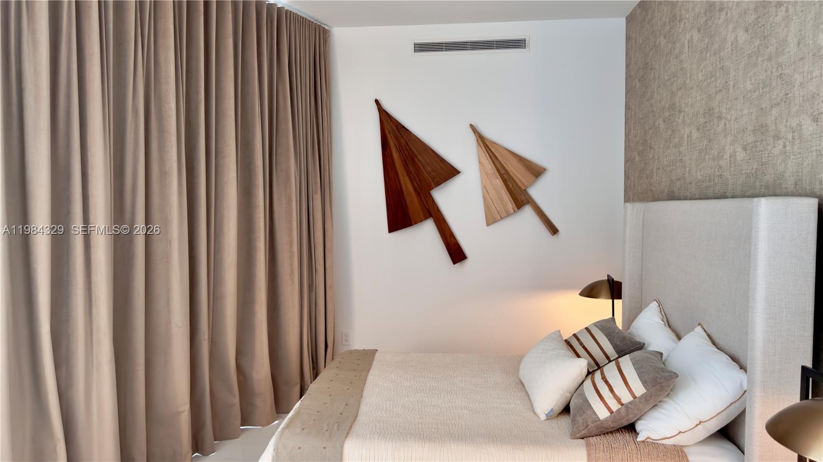 image Aston Martin Residences13