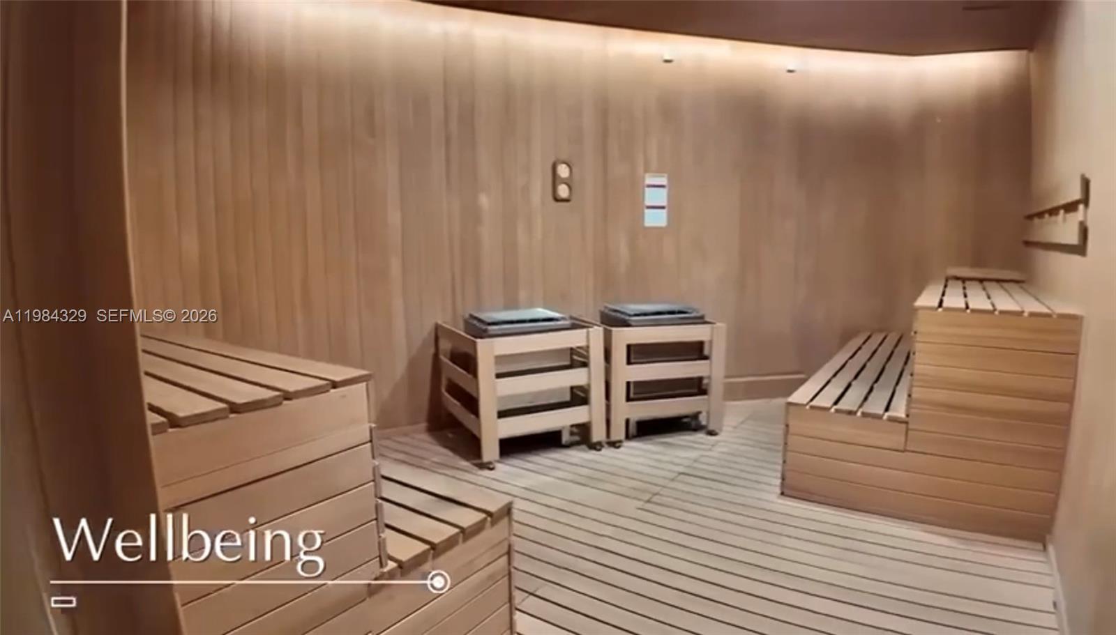 image Aston Martin Residences24