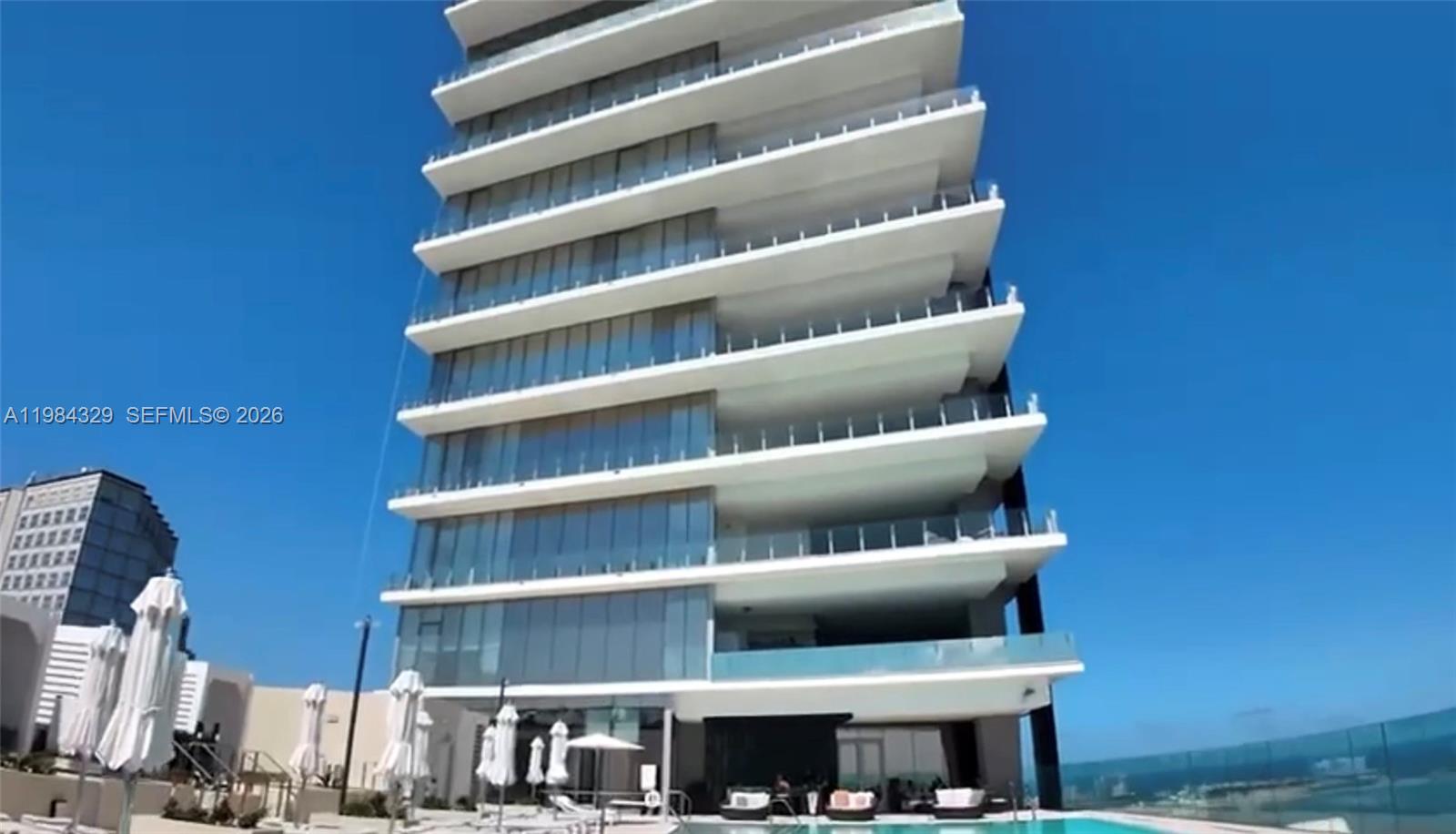 image Aston Martin Residences26