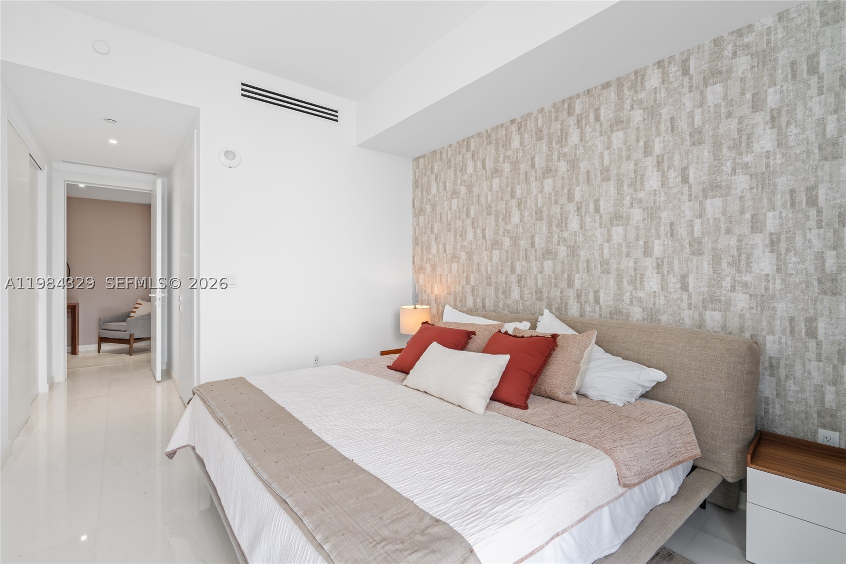 image Aston Martin Residences35