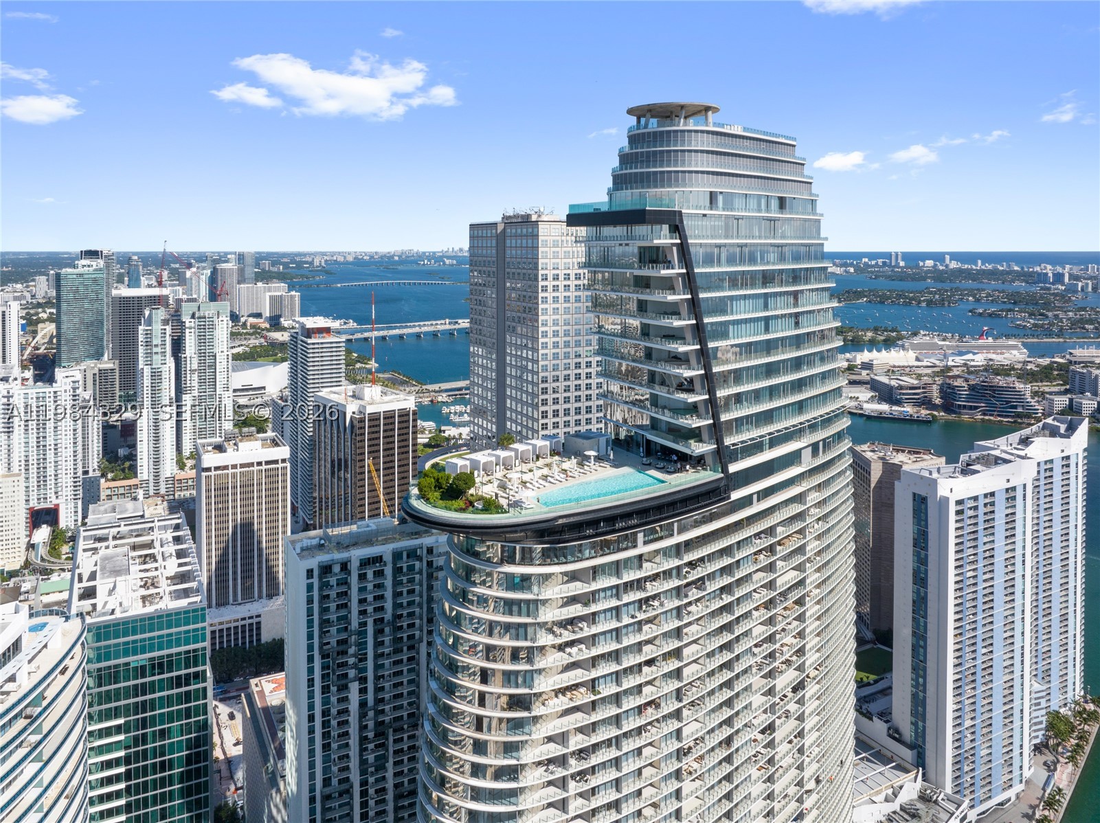 image Aston Martin Residences45