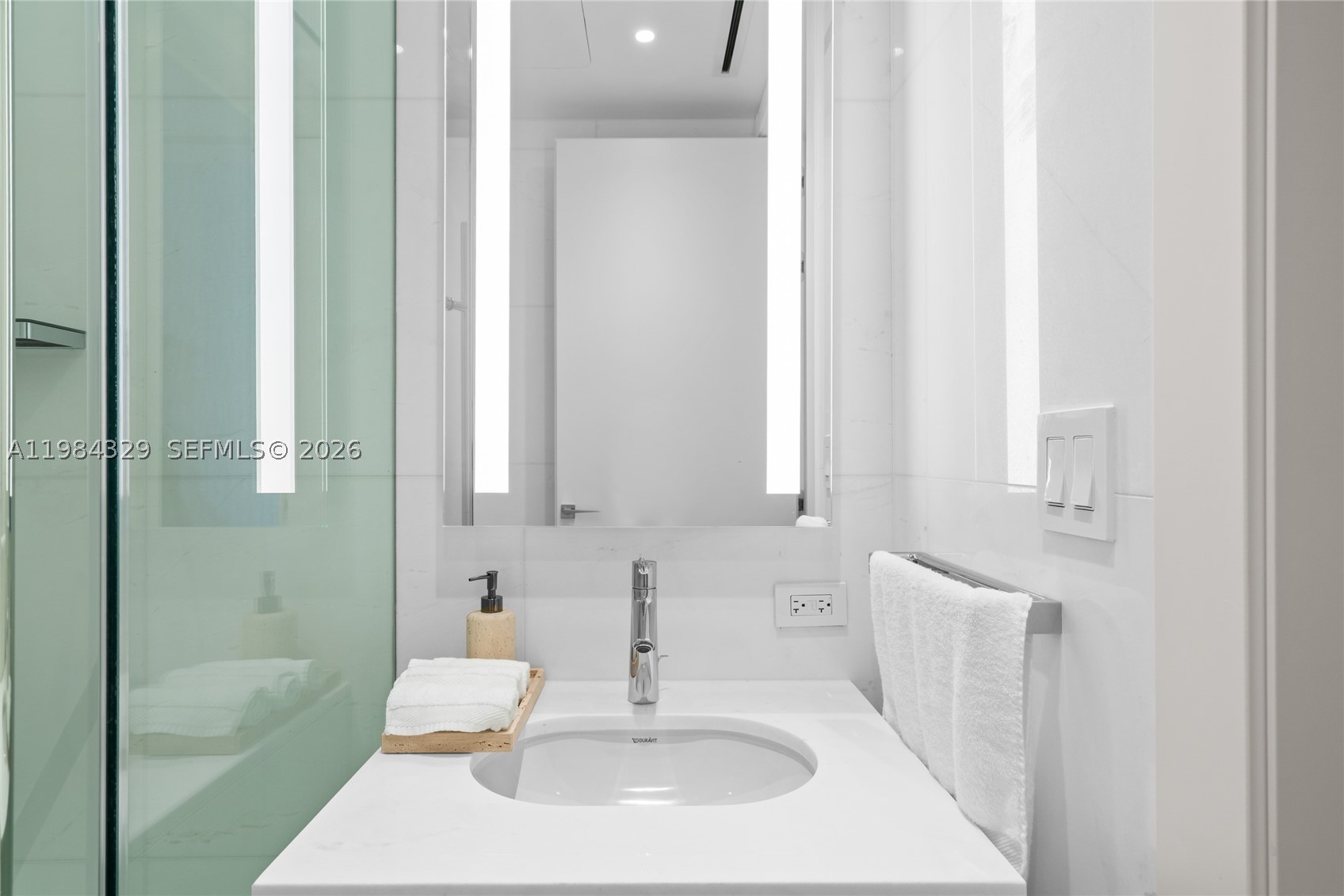 image Aston Martin Residences53