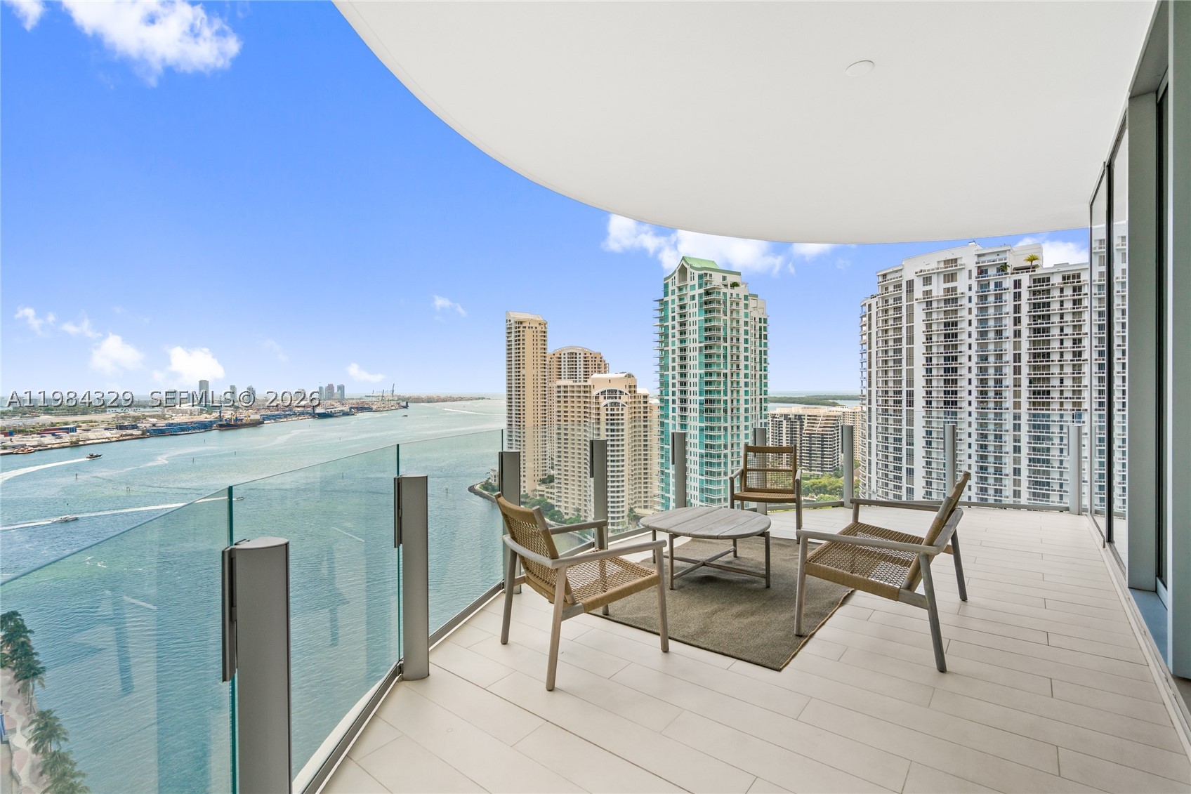 image Aston Martin Residences58