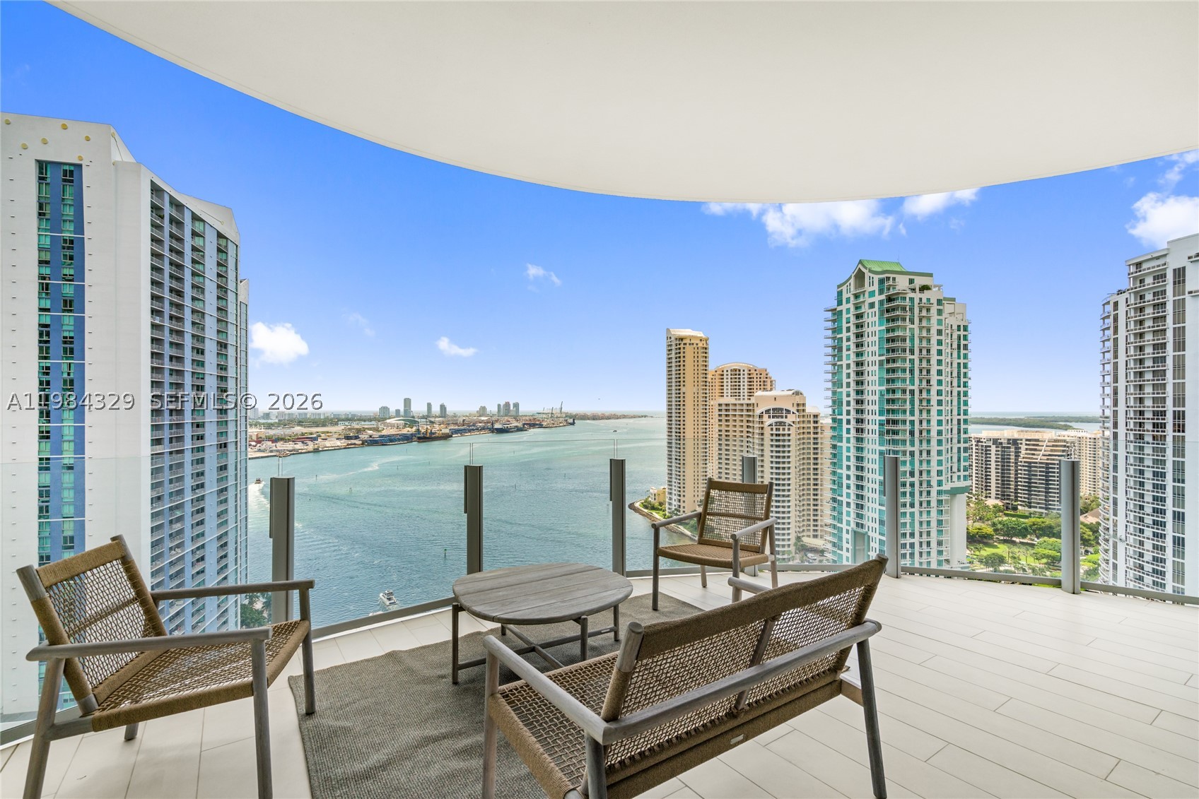 image Aston Martin Residences59