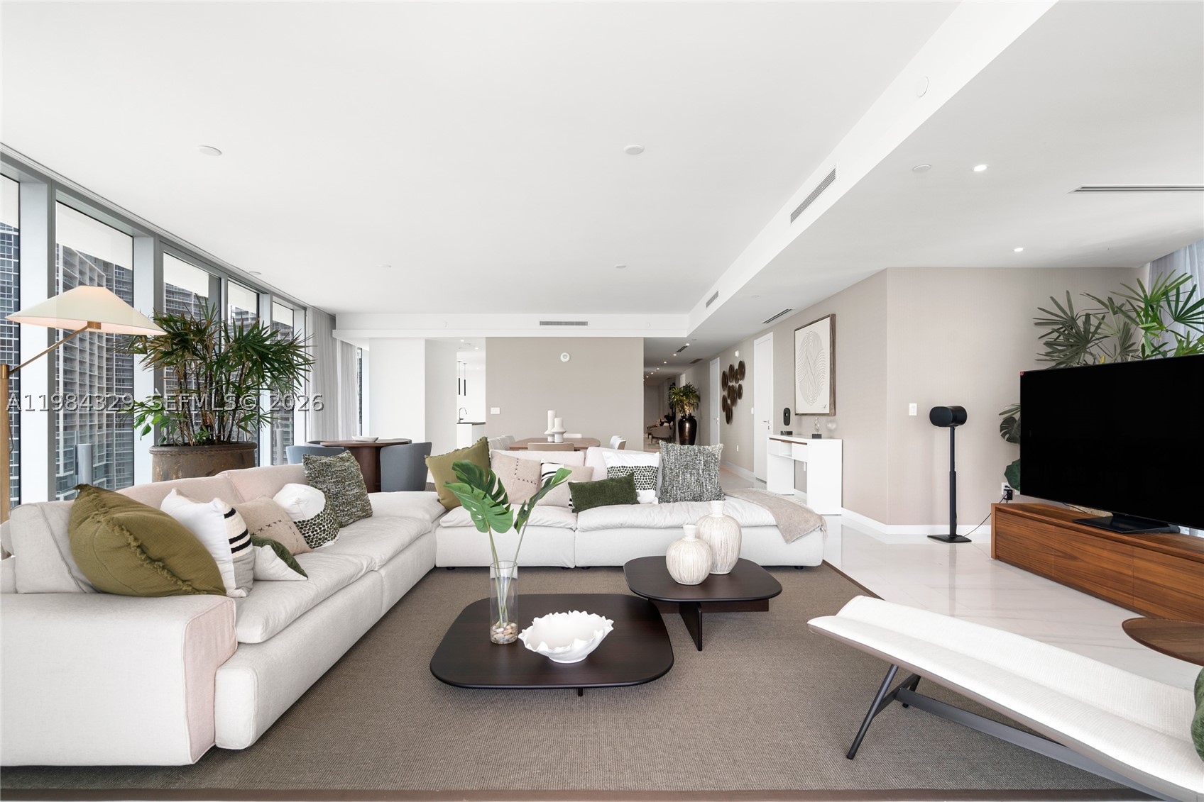 image Aston Martin Residences65