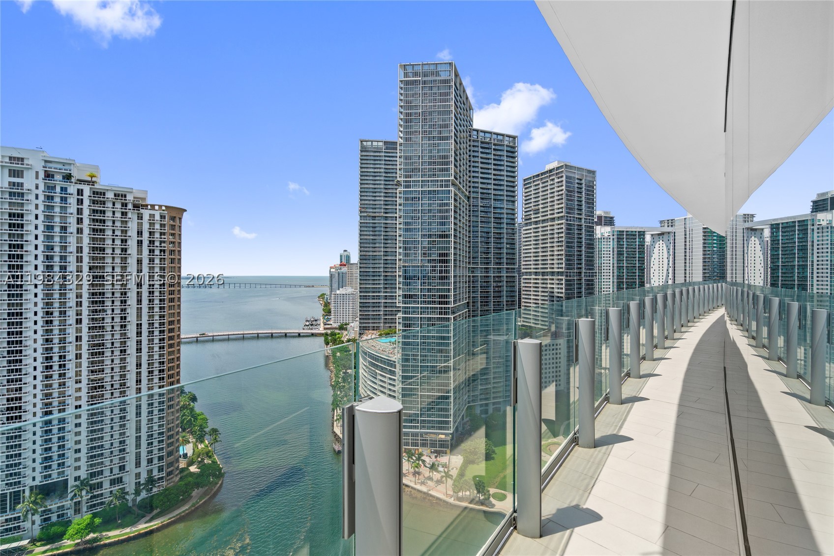 image Aston Martin Residences87