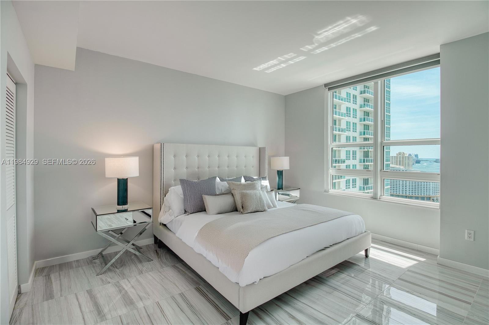 951 Brickell Ave #2902 Miami, FL 33131