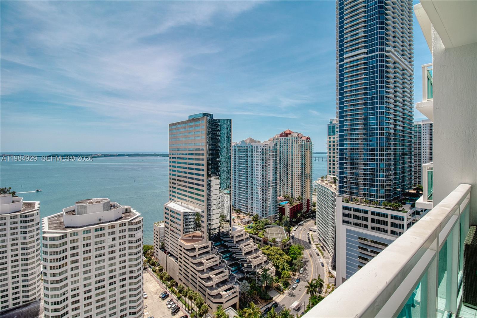 951 Brickell Ave #2902 Miami, FL 33131