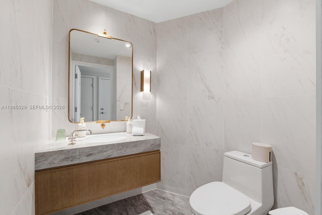525 N Fort Lauderdale Bch Blvd #1509 Fort Lauderdale, FL 33304