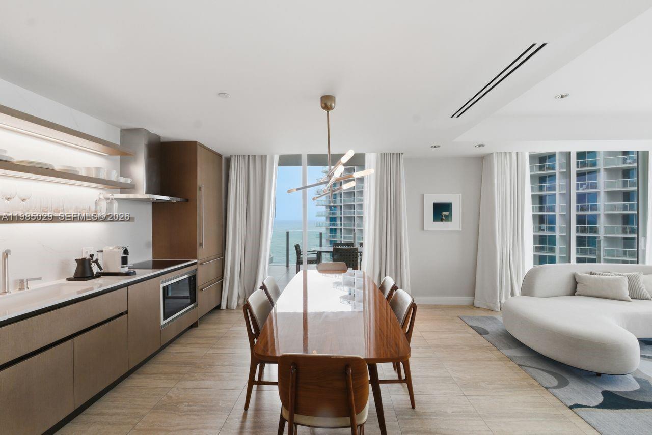 525 N Fort Lauderdale Bch Blvd #1509 Fort Lauderdale, FL 33304