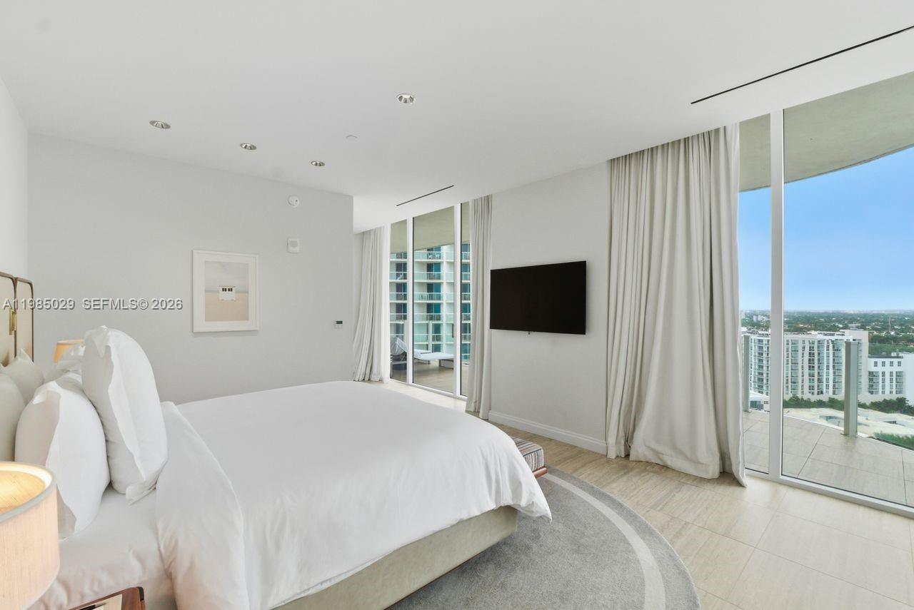 525 N Fort Lauderdale Bch Blvd #1509 Fort Lauderdale, FL 33304