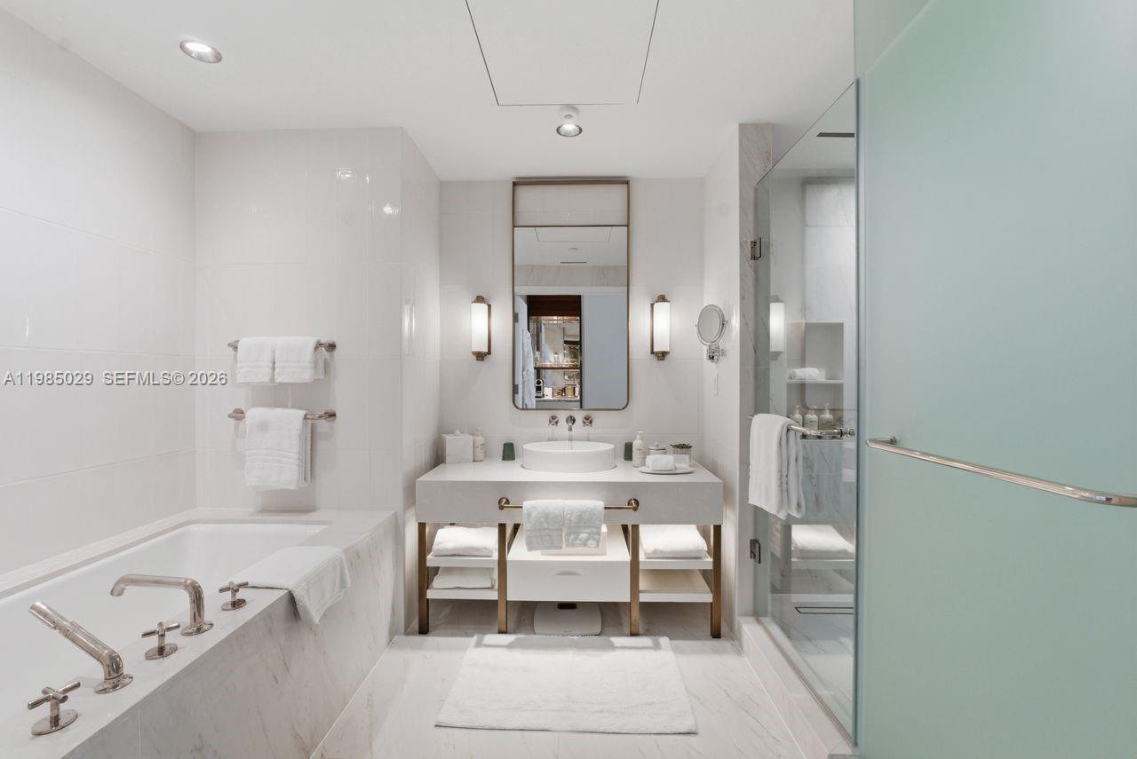 525 N Fort Lauderdale Bch Blvd #1509 Fort Lauderdale, FL 33304