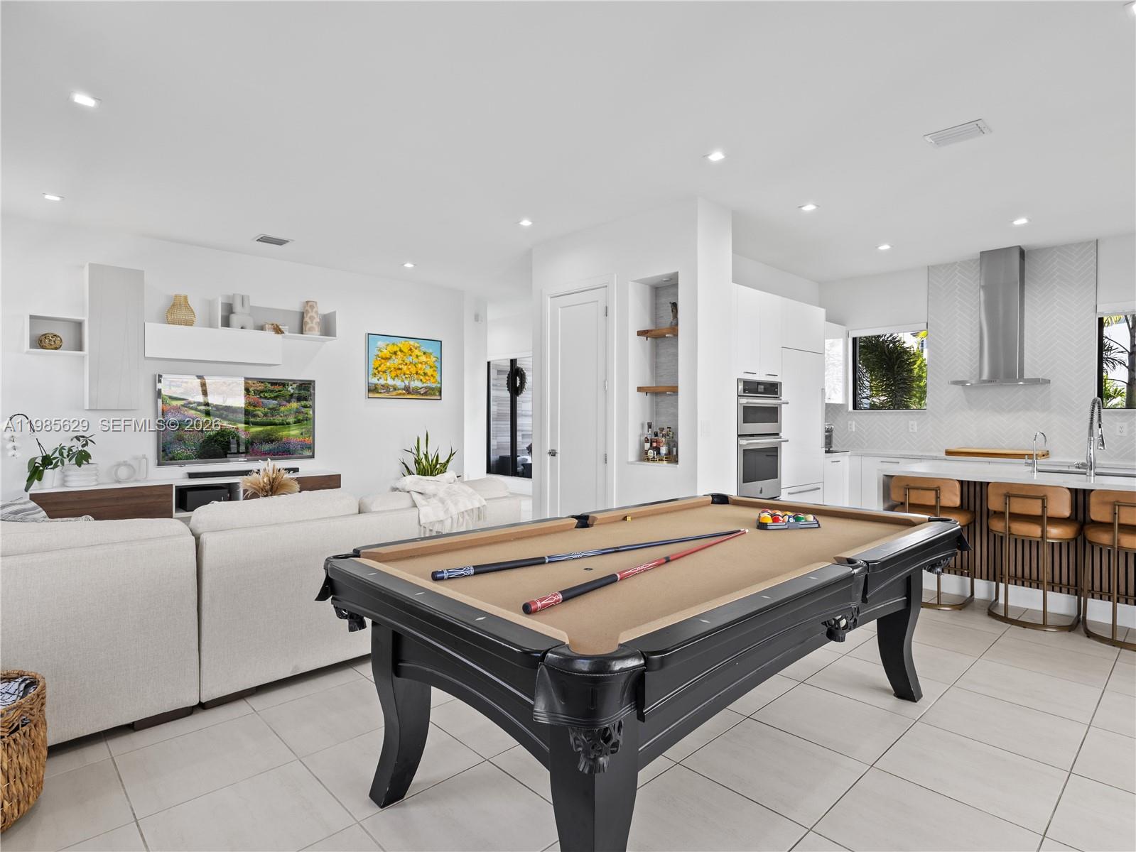 8281 NW 48th Ter Doral, FL 33166