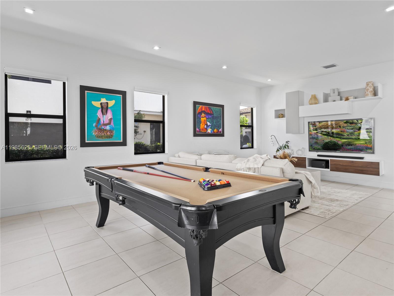 8281 NW 48th Ter Doral, FL 33166