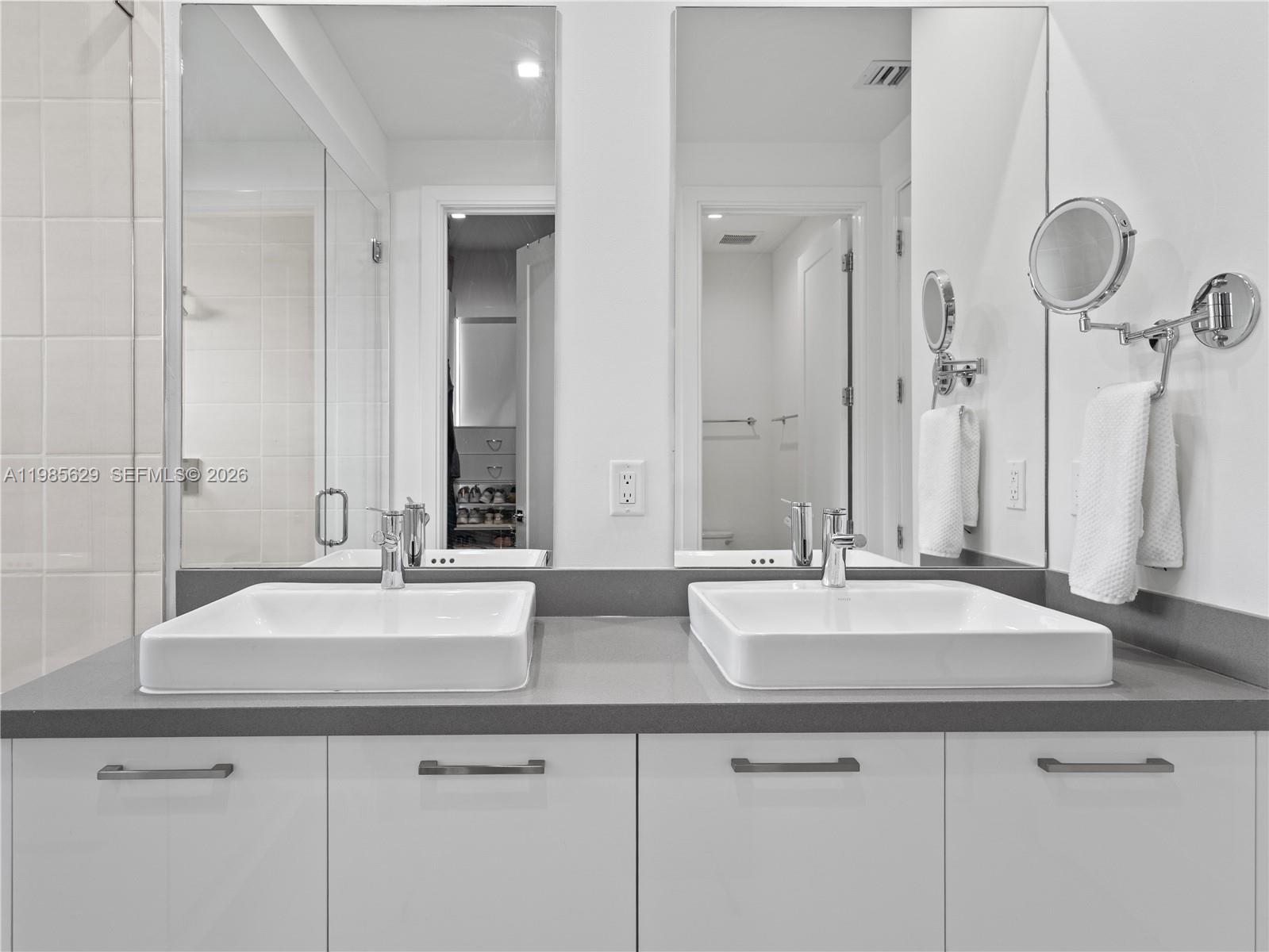 8281 NW 48th Ter Doral, FL 33166