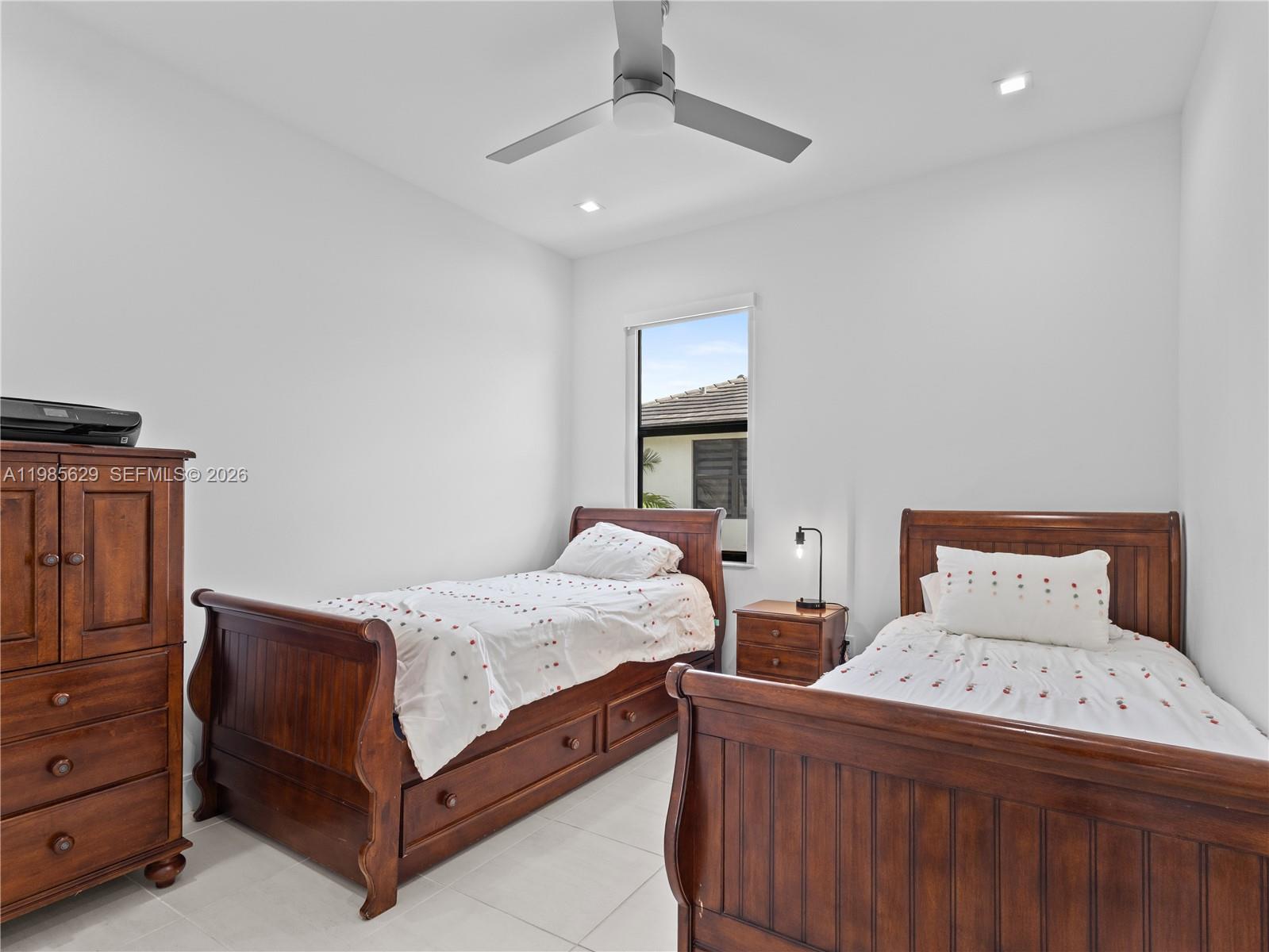 8281 NW 48th Ter Doral, FL 33166