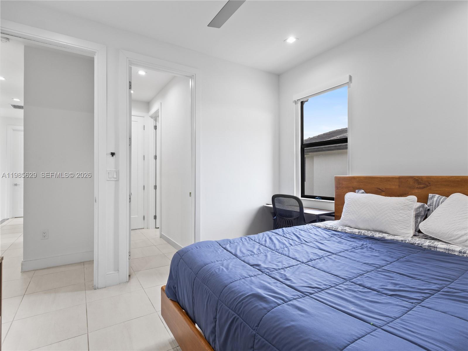 8281 NW 48th Ter Doral, FL 33166