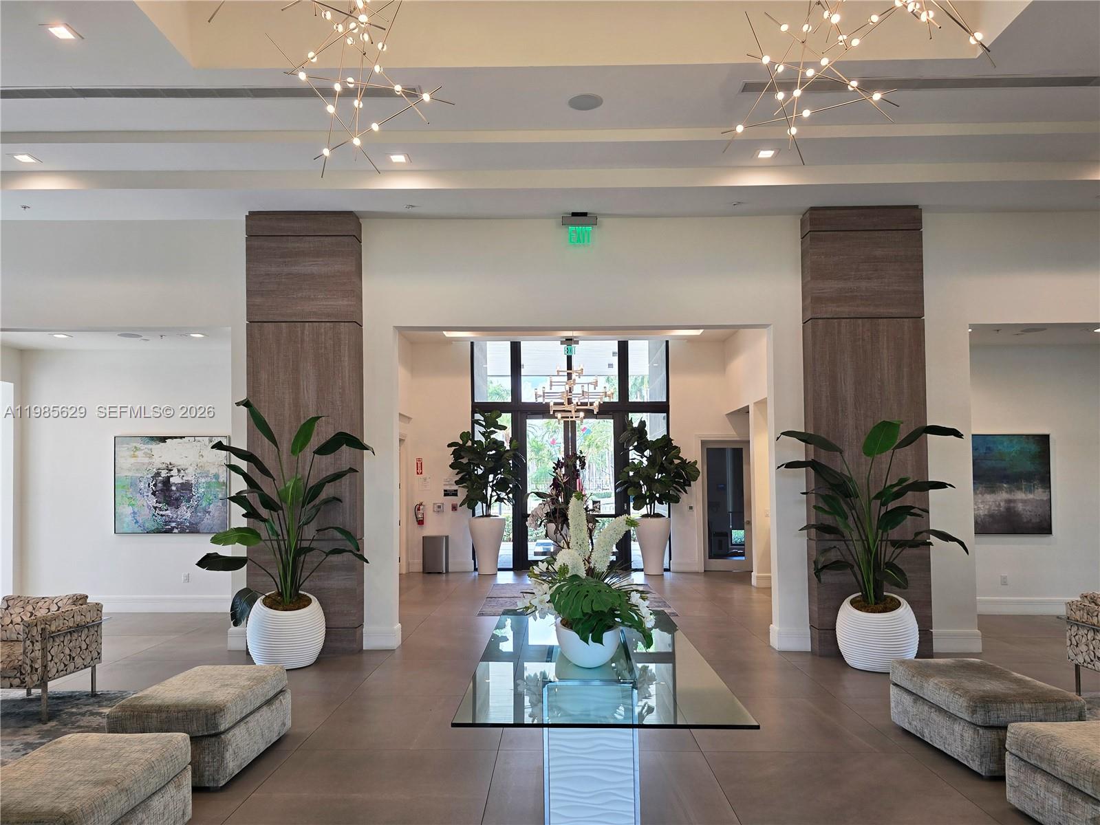 8281 NW 48th Ter Doral, FL 33166