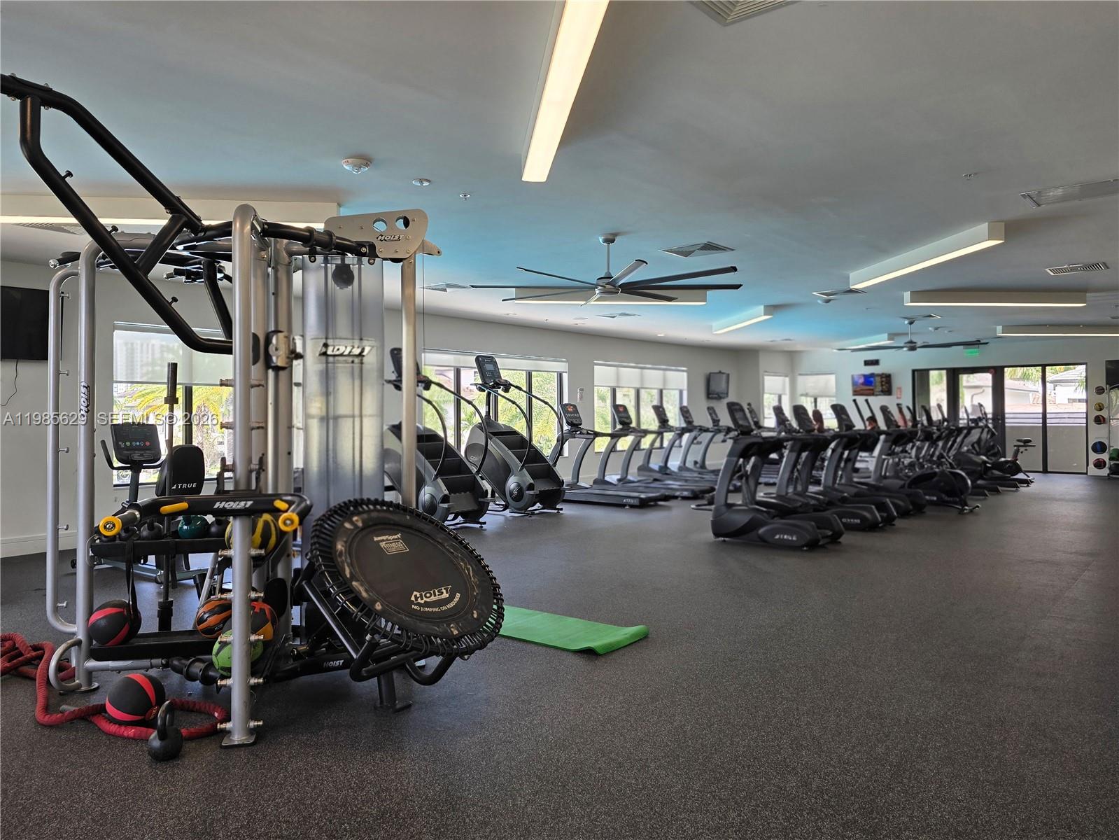 8281 NW 48th Ter Doral, FL 33166