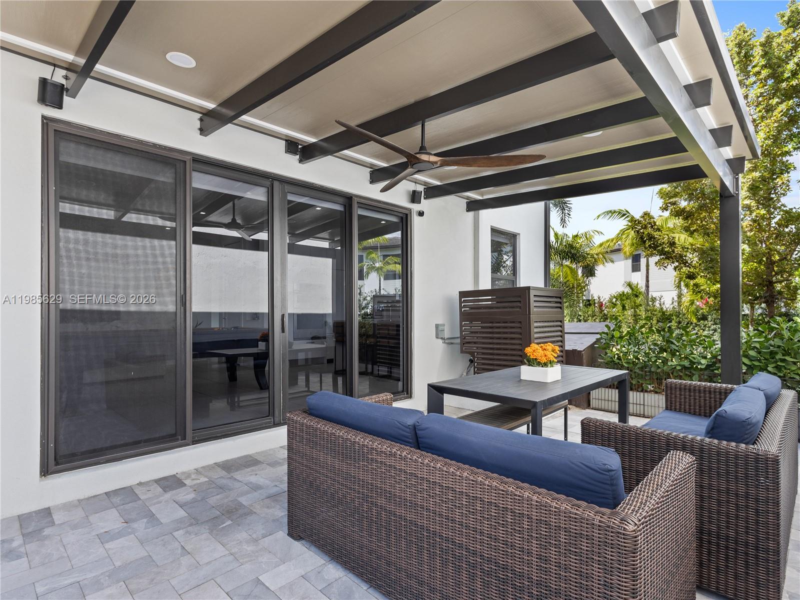 8281 NW 48th Ter Doral, FL 33166