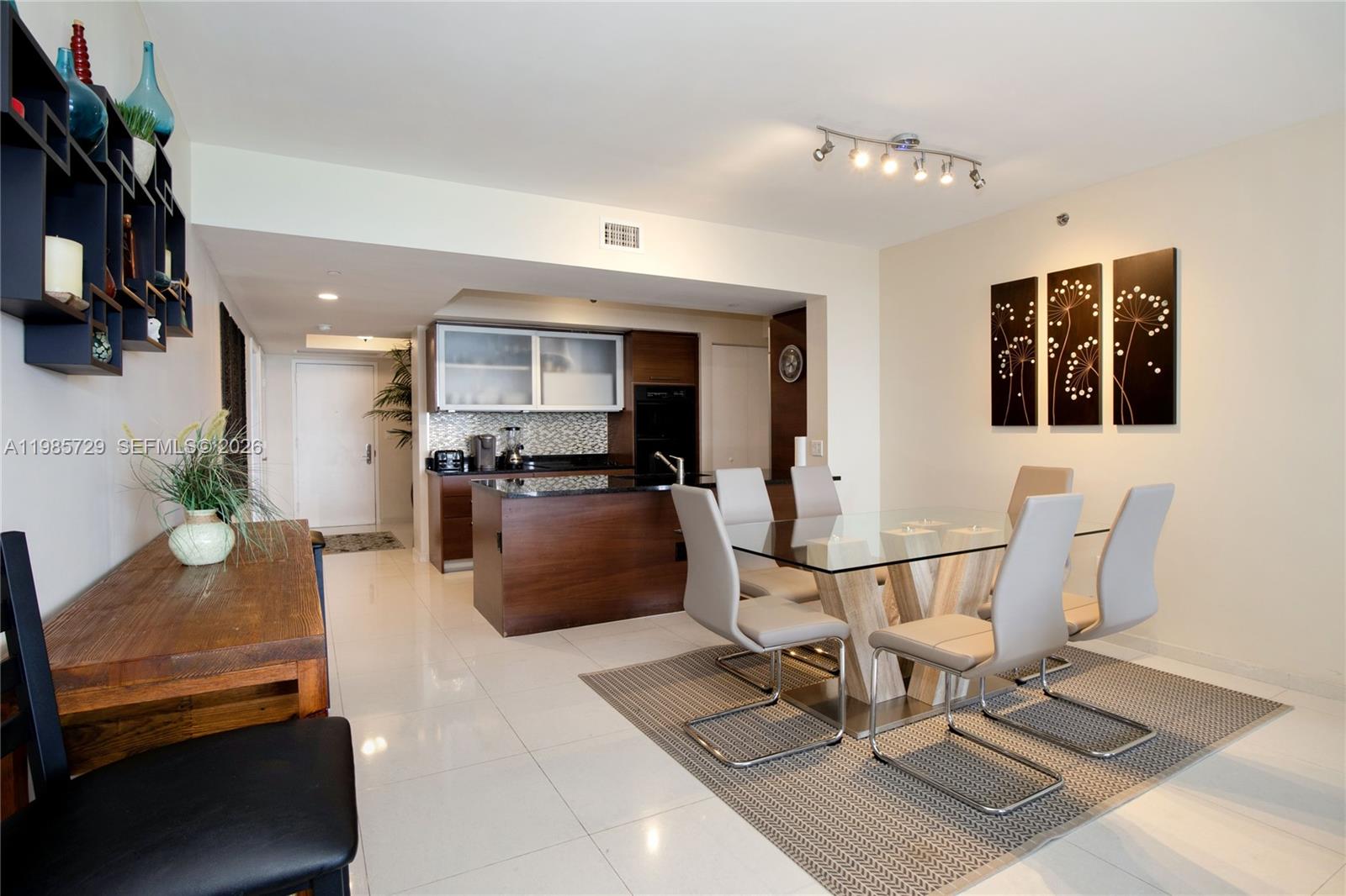 1830 S Ocean Dr #3204 Hallandale Beach, FL 33009