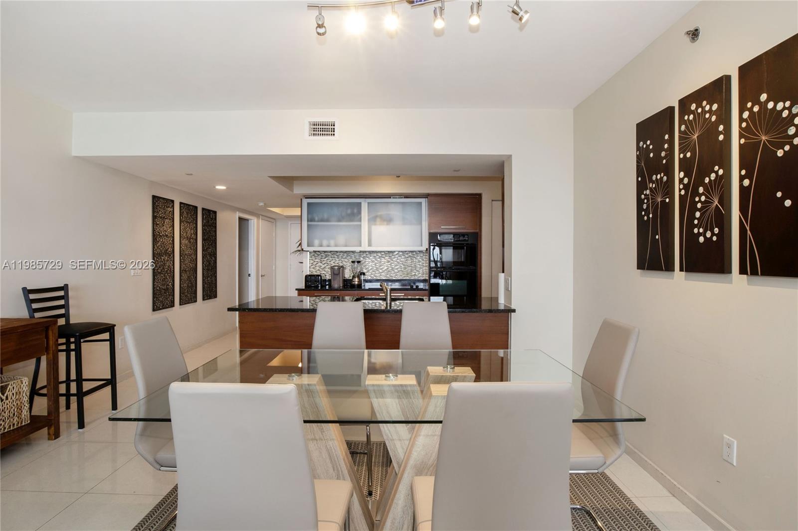 1830 S Ocean Dr #3204 Hallandale Beach, FL 33009