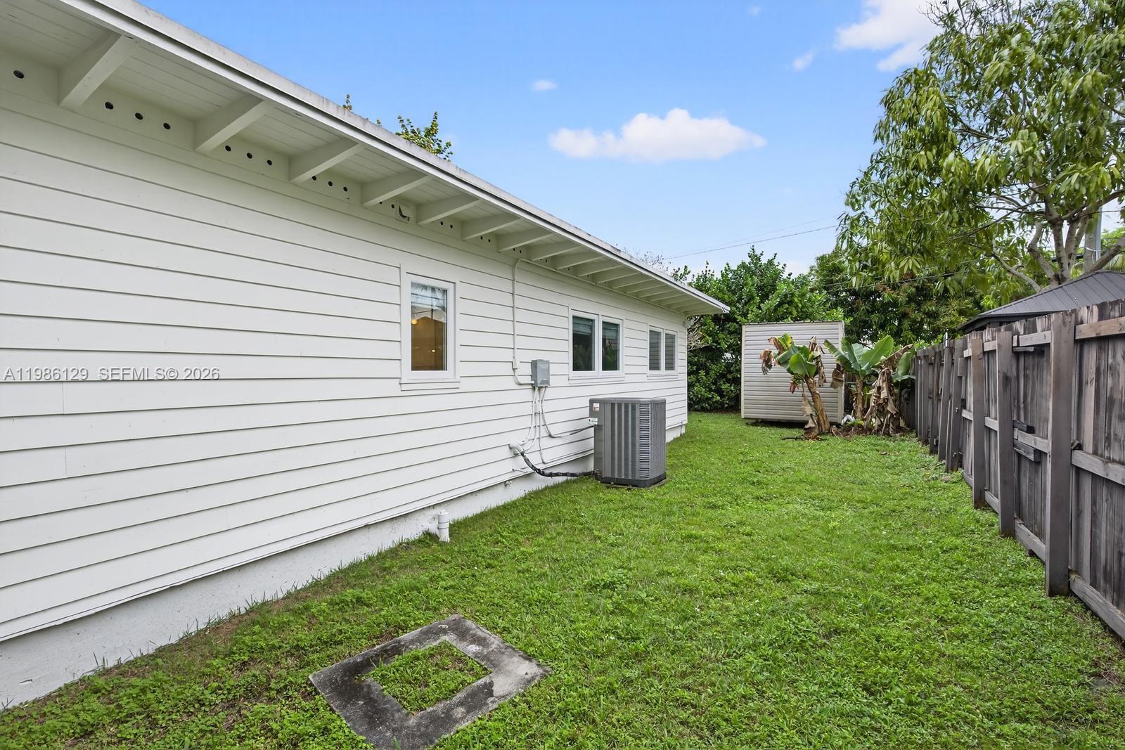 6395 SW 42nd Ter South Miami, FL 33155