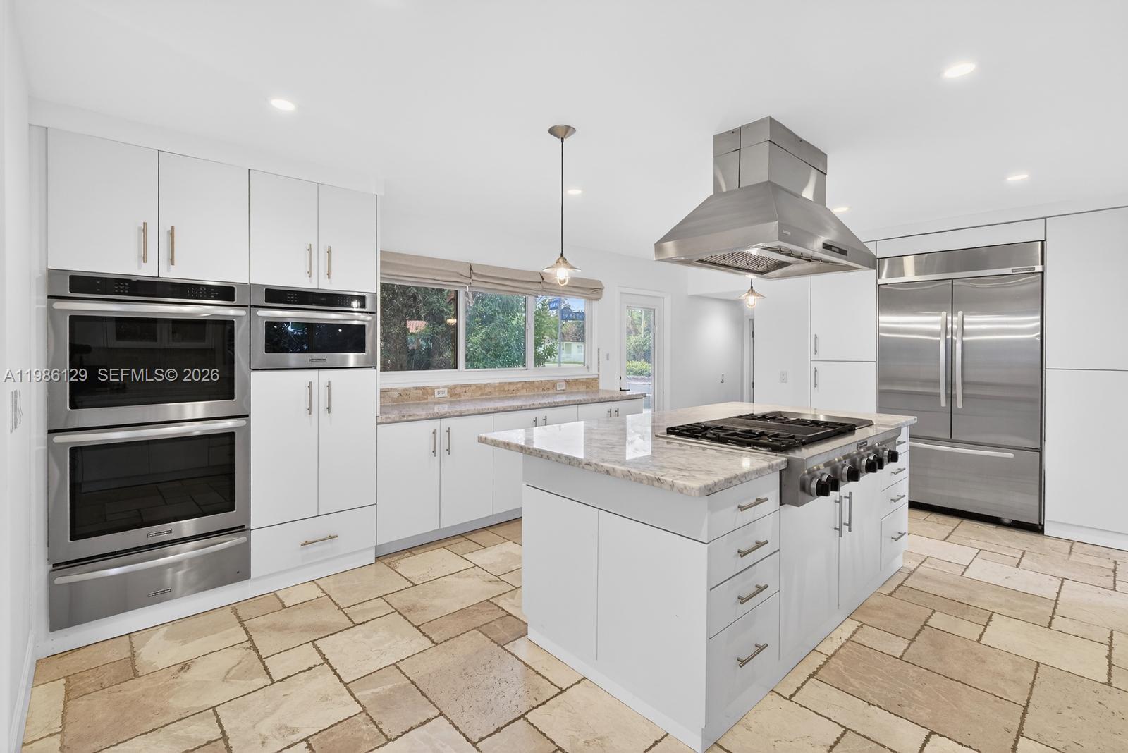 6395 SW 42nd Ter South Miami, FL 33155