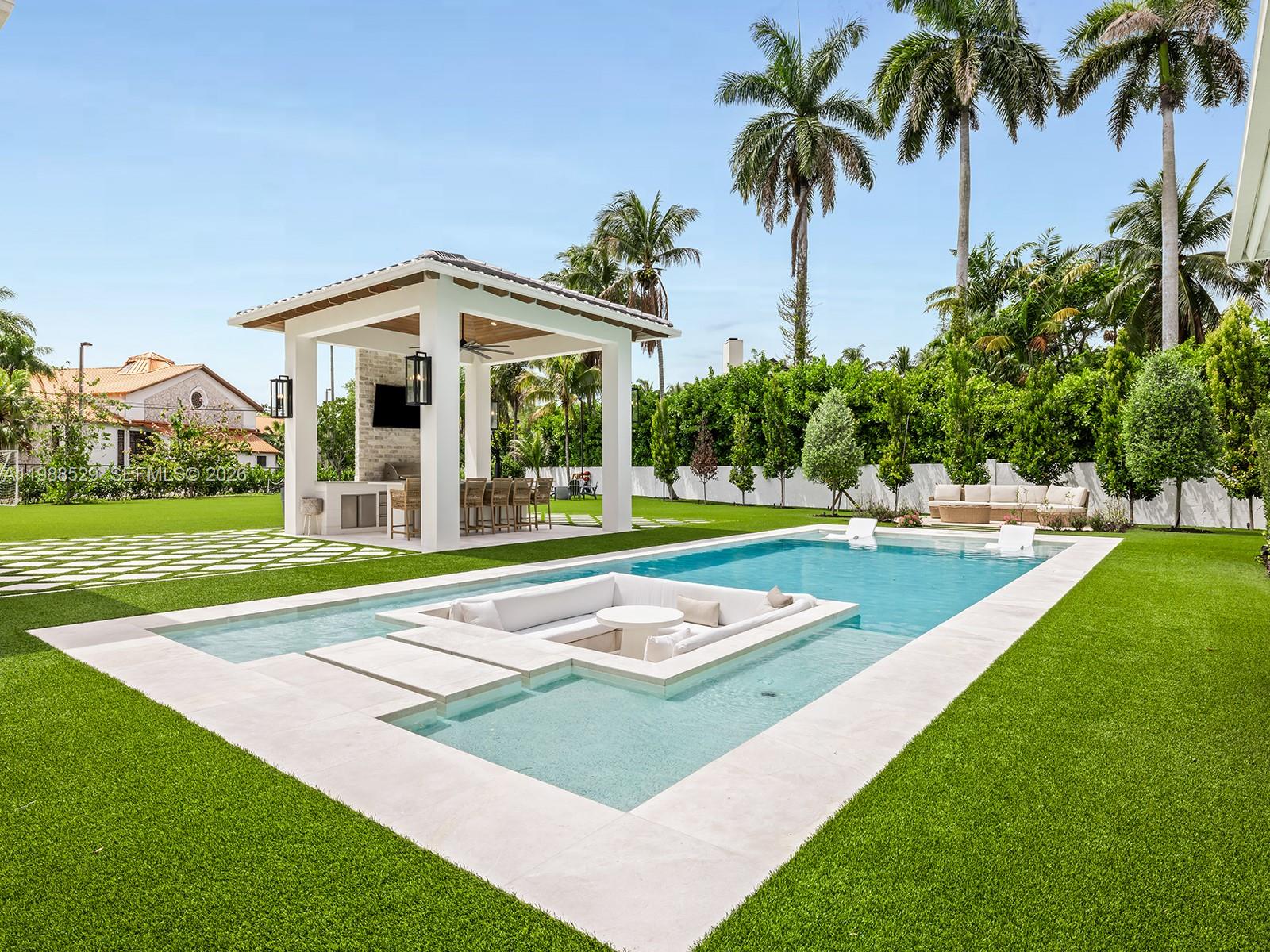 14200 Old Cutler Rd Palmetto Bay, FL 33158