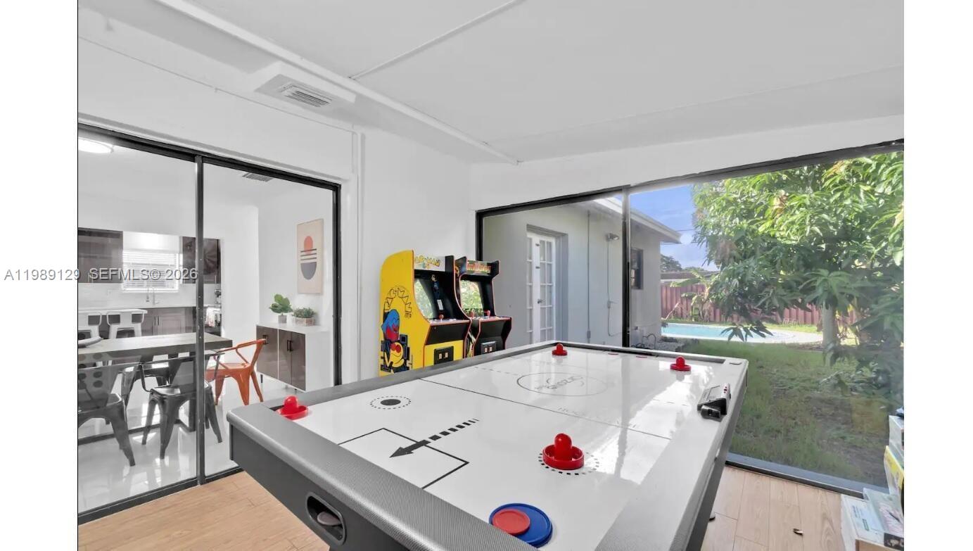 3161 Riverland Rd Fort Lauderdale, FL 33312