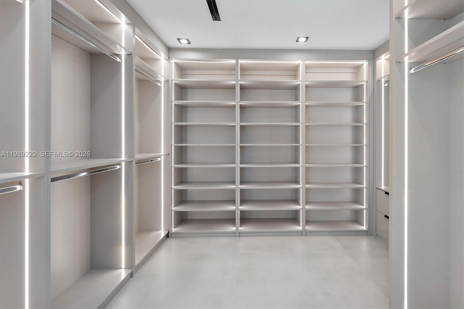 5820 SW 33rd Ln Hollywood, FL 33312