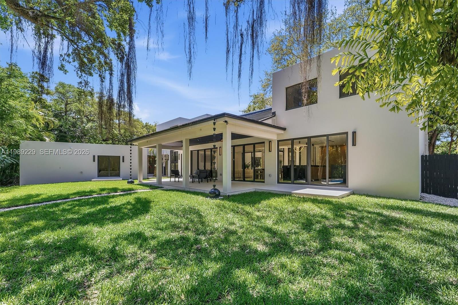 5820 SW 33rd Ln Hollywood, FL 33312