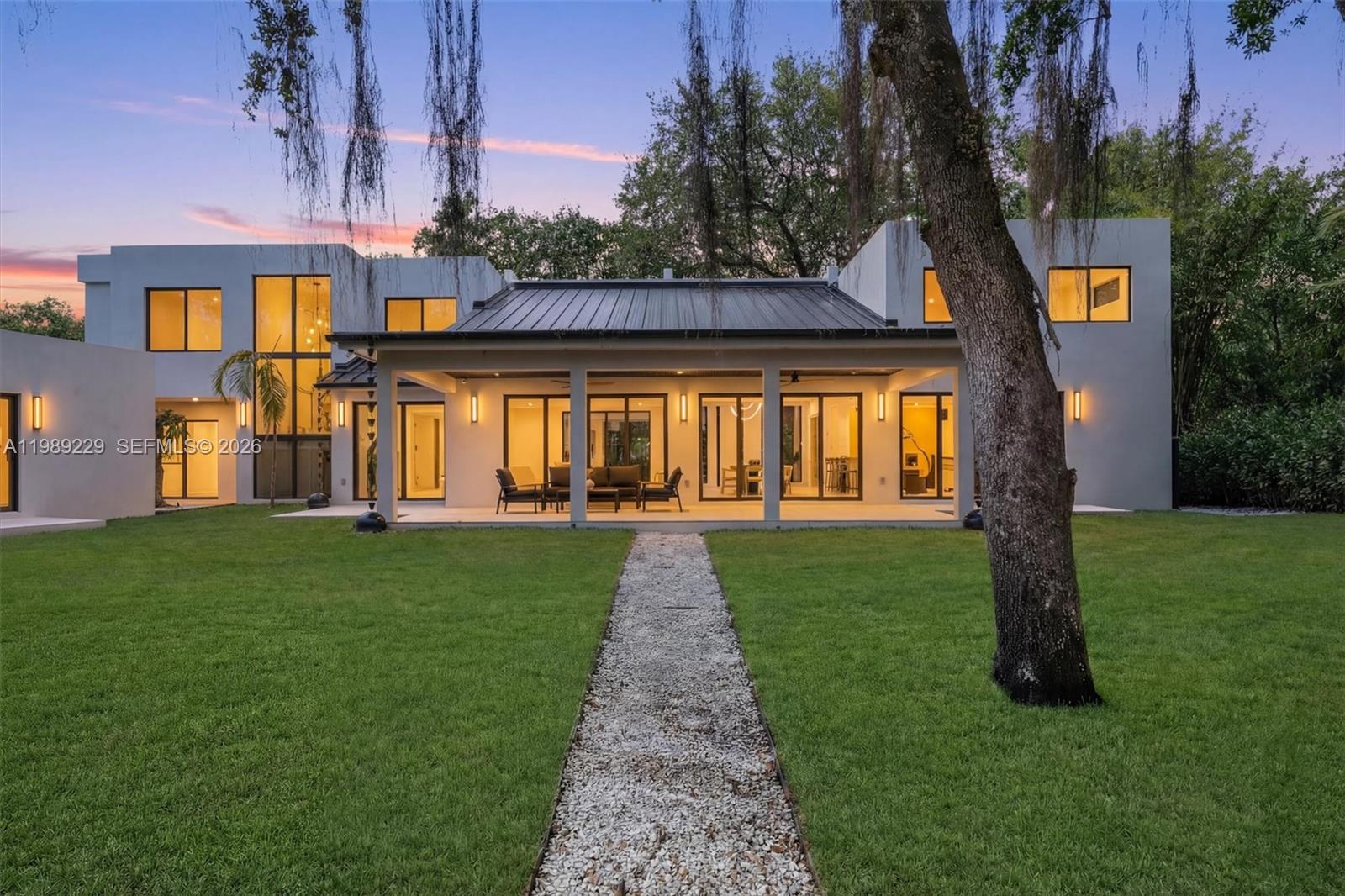 5820 SW 33rd Ln Hollywood, FL 33312