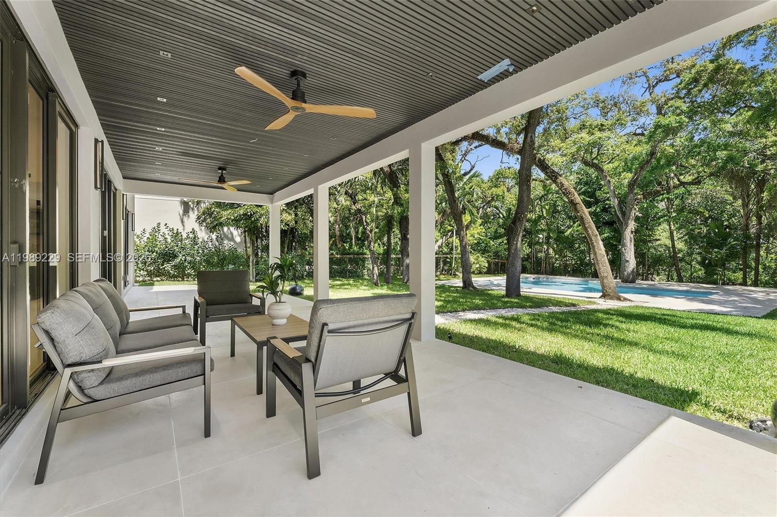 5820 SW 33rd Ln Hollywood, FL 33312