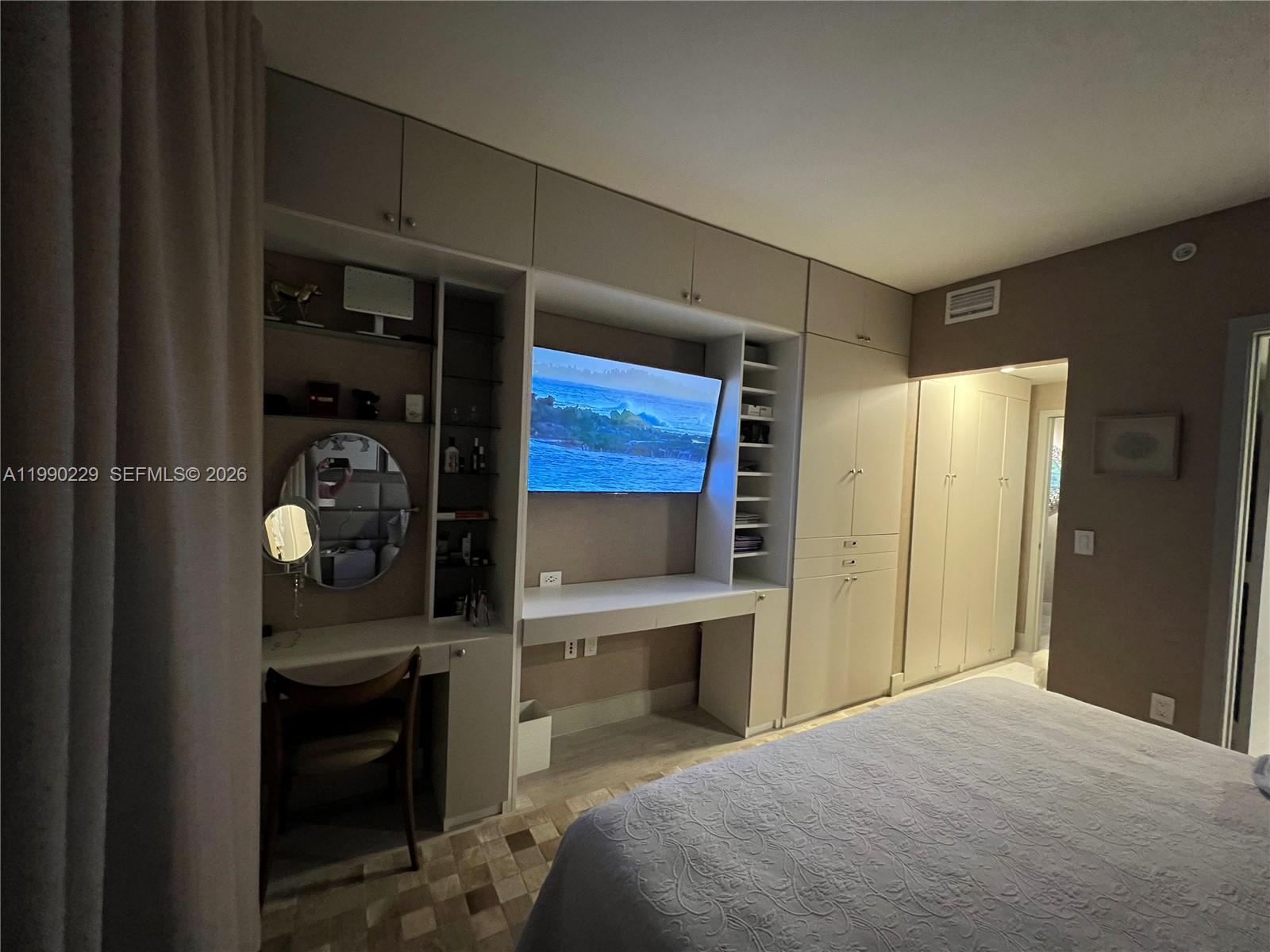 image Brickell Heights East11